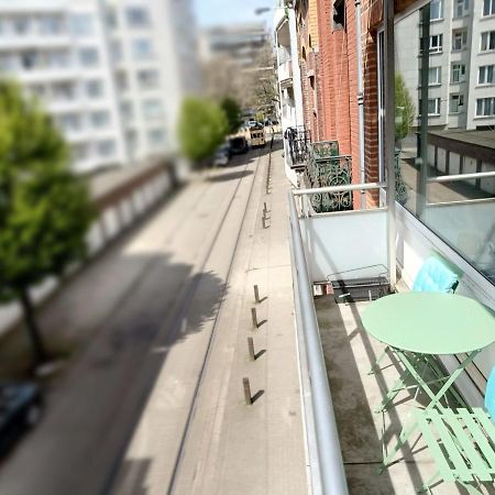 Cozy 2 Bedroom Apartment - Metro Montgomery Bruxelas Exterior foto